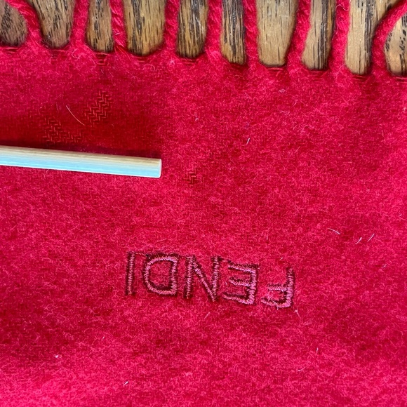 FENDI Vintage Red Wool Fringed Neck Wool Scarf Unisex Men’s Women’s - Picture 6 of 7